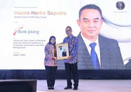 Bank Jateng Raih Penghargaan Ganda di Ajang Indonesia Top Leader dan Public Relations Award 2025