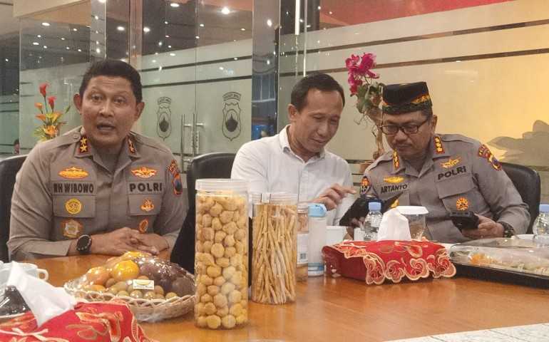 PWI Jateng Kecam Oknum Wartawan dan LSM Pemeras Sekolah, Zainal Petir: Segera Laporkan!