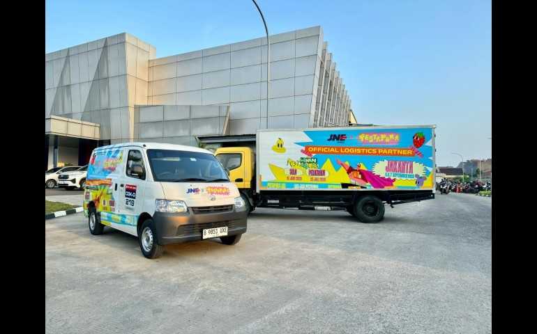 JNE Express Memperkuat Komitmen pada Industri Kreatif melalui Pestapora 2025