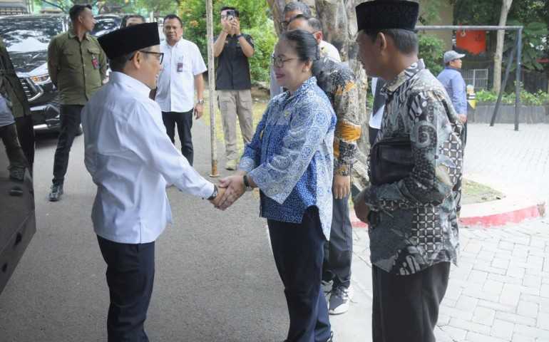 Di Hadapan Menko Muhaimin, Agustina Wali Kota Semarang Bagikan Upaya Pemkot Tangani Kemiskinan