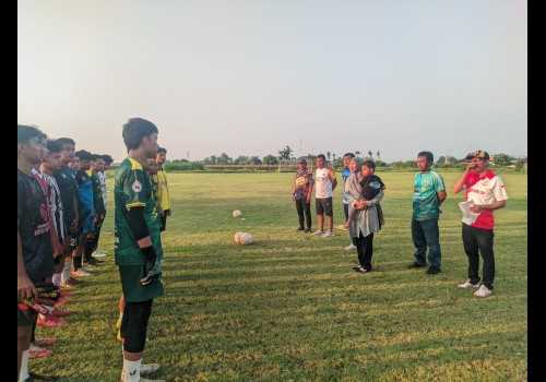 Tim Sepakbola Kecamatan Gemuh Bakal Menampilkan Permainan Terbaik di Piala Bupati Cup
