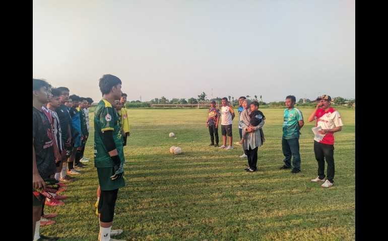 Tim Sepakbola Kecamatan Gemuh Bakal Menampilkan Permainan Terbaik di Piala Bupati Cup