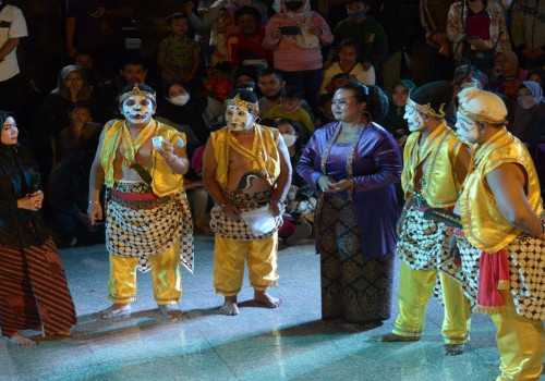 Pemkot Semarang Gelar Sosialisasi Hasil Cukai Lewat Wayang Orang