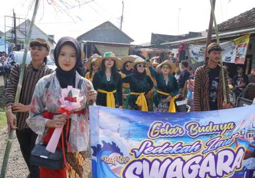 Warga Bandengan Laksanakan Sedekah Laut dan Bumi, Bentuk Ungkapan Syukur Kepada Allah SWT