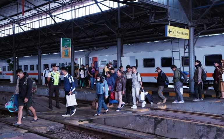 Libur Panjang Tahun Baru Islam, KAI Daop 4 Semarang Catat Peningkatan Hingga Hampir 109 Ribu Penumpang