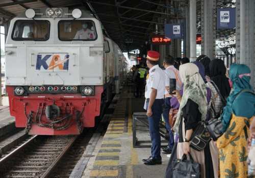 Jelang Natal dan Tahun Baru, KAI Tambah Jadwal Angkutan