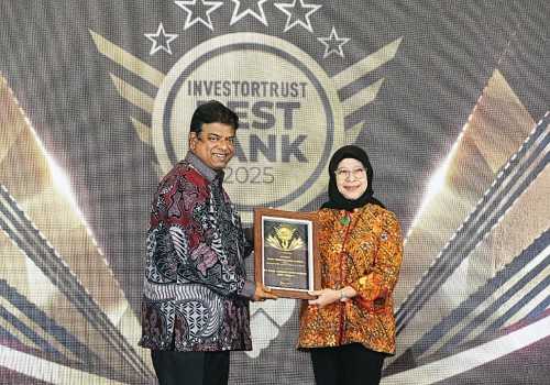 Bank Jateng Raih Penghargaan Investortrust Best Bank 2025 untuk Kategori BPD KBMI II