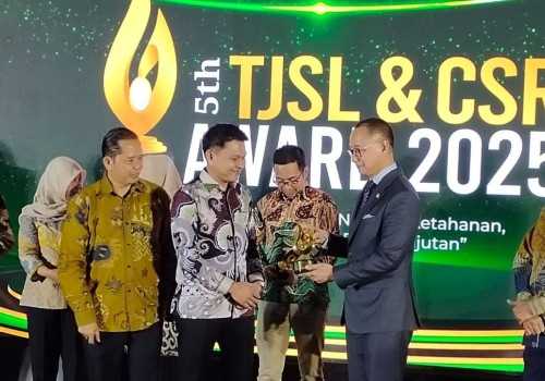 Pupuk Indonesia Niaga Raih Dua Penghargaan di TJSL & CSR Awards 2025