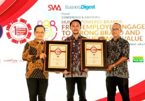 Konsisten Berkarya Selama 34 Tahun, JNE Panen Apresiasi di IOB Award