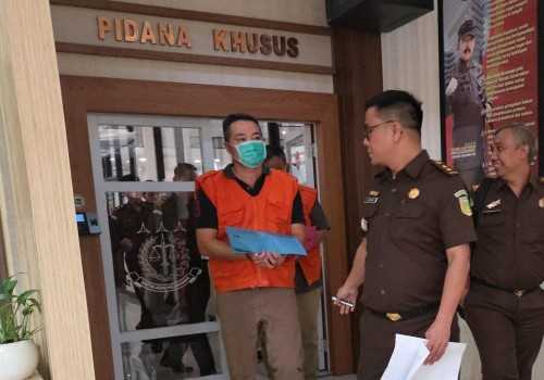 Mantan Pejabat LPEI dan Direktur PT KHP Ditahan, Aspidus Lukas : Kredit Fiktif Rugikan Negara Rp81,3 Miliar