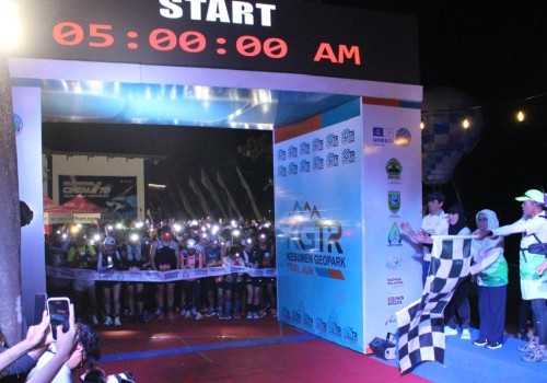 Bank Jateng Dorong Sport Tourism Berkelas Dunia Lewat Kebumen Geopark Trail Run 2025