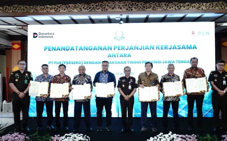 PLN dan Kejaksaan Tinggi Jawa Tengah Jalin Kerja Sama, Tingkatkan Akselerasi Pembangunan Ketenagalistrikan, Hadirkan Listrik Aman untuk Rakyat