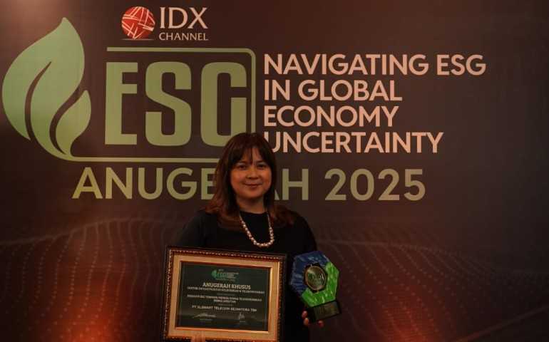 XLSMART Kembali Raih Tiga Penghargaan Bidang ESG, Layanan Pelanggan, dan Teknologi