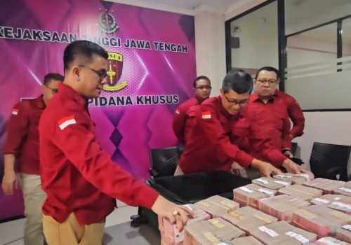 Kejati Jateng Kembali Lakukan Gebrakan, Sita Rp13 Miliar dalam Kasus Korupsi PT CSA BUMD Cilacap