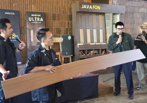 JAVAFON Incar Pasar Lebih Luas, Perkenalkan Keunggulan Teknologi dan Desain ULTRA Series