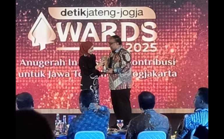 Lewat Produk Aman dan Edukasi Sehat, Sido Muncul Raih detikJateng-Jogja Awards 2025 Pelopor Herbal Modern