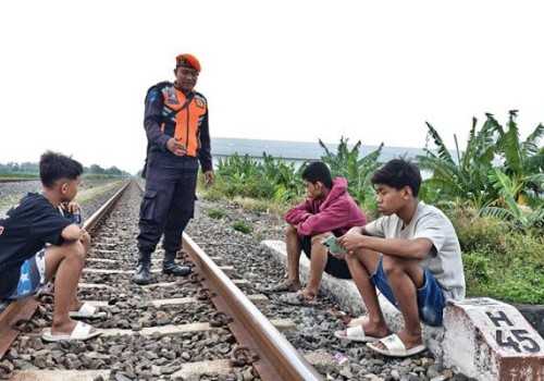 Tujuh Kejadian Temperan KA dalam Satu Bulan, KAI Daop 4 Semarang Serukan Kesadaran Kolektif untuk Keselamatan Bersama