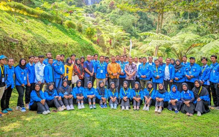 DPD KNPI Banjarnegara Gelar Rakerda dan Orientama di Curug Plethuk, Gaungkan Kepedulian Lingkungan dan Kepemimpinan Pemuda
