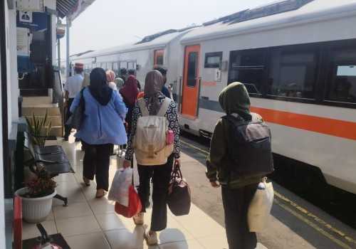 KAI Daop 4 Semarang Perkuat Pelayanan, Argo Muria Kini Singgah di Batang