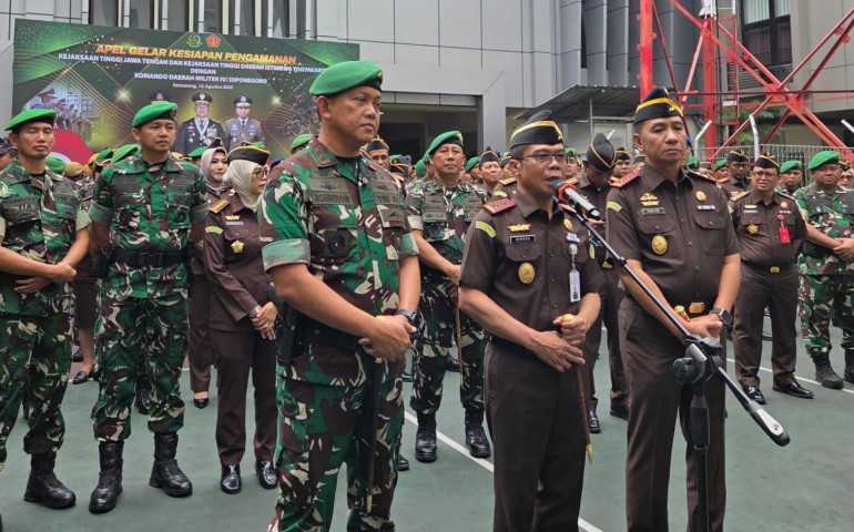 Kodam IV Diponegoro Amankan Kejati dan Kejari di Jateng - DIY