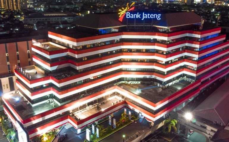 Menjadi Pionir Transaksi OIS di BPD, Bank Jateng Raih Penghargaan