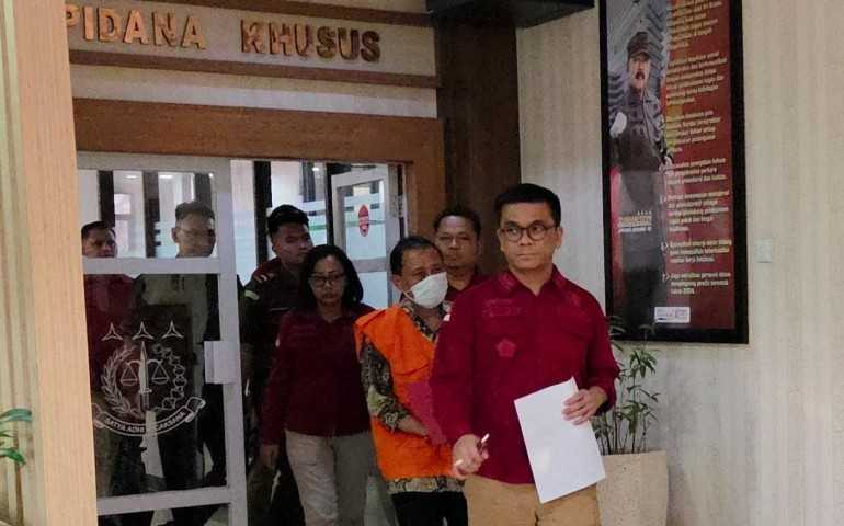 Kasus Dugaan Korupsi Rp7,4 Miliar, Kejati Jateng Tahan Direktur PUI UGM Hargo Utomo