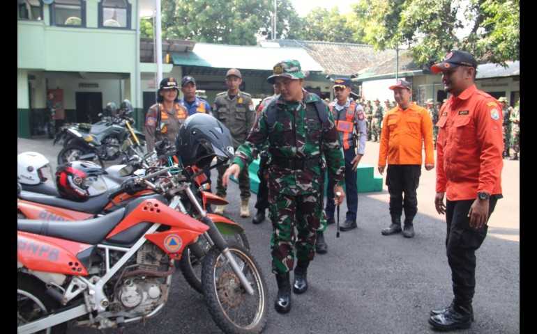 Dandim 0715 Kendal Letkol Inf. Bagus Setyawan Menggelar Apel Bersama Penanggulangan Bencana