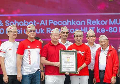 Indosat & Sahabat AI Persembahkan 5.000 Puisi, Rayakan Kemerdekaan dengan Rekor MURI