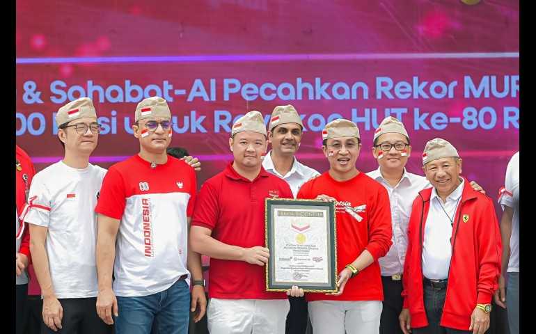 Indosat & Sahabat AI Persembahkan 5.000 Puisi, Rayakan Kemerdekaan dengan Rekor MURI
