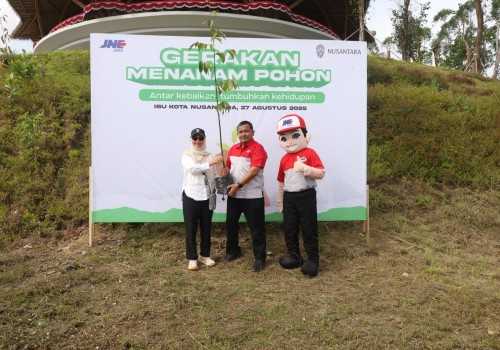 Tanam 1.000 Pohon di IKN, JNE Padukan Bisnis Logistik dan Kepedulian Lingkungan