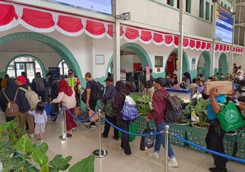 Dampak Demo Berlanjut, KAI Daop 1 Jakarta Rekayasa 17 Perjalanan KA Jarak Jauh