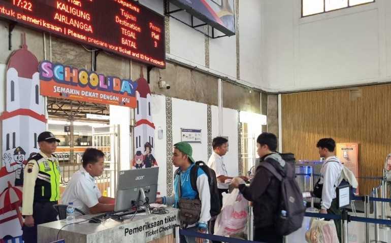 Ada Perubahan Jadwal KA Airlangga, Keberangkatan dari Stasiun KAI Daop 4 Maju Lebih Awal