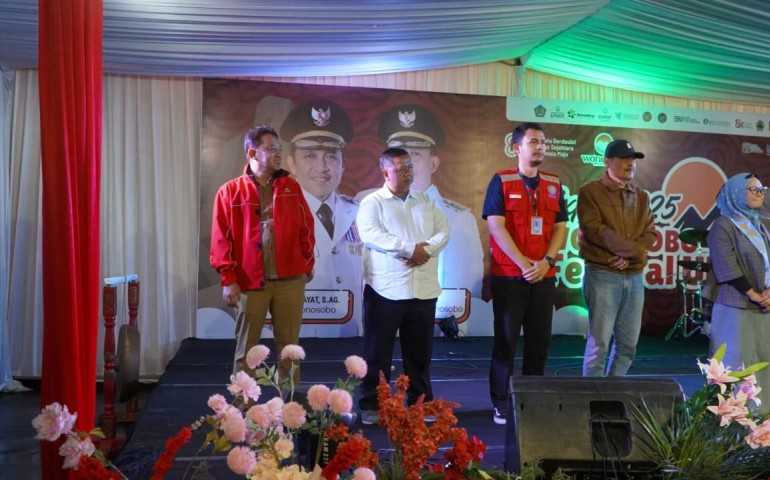 Sinergi dengan UMKM, Imigrasi Wonosobo Torehkan Prestasi Stand Terbaik Kedua