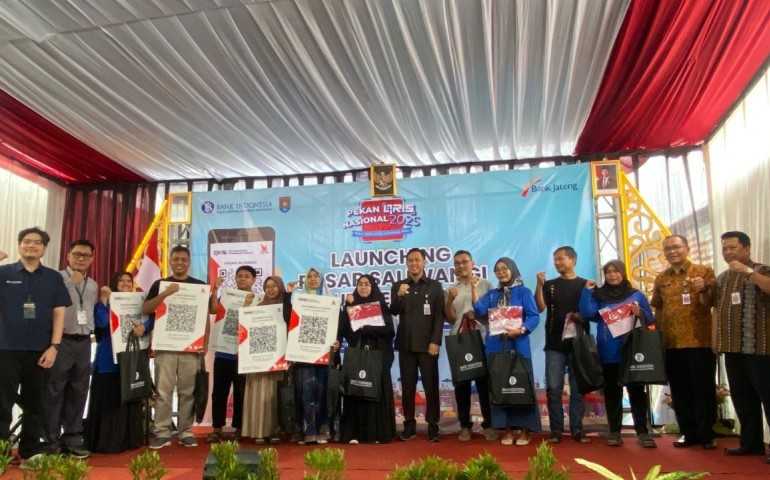 Inovasi Digital di Pasar Saliwangi: Bank Jateng Perkenalkan QRIS 2025 untuk Kemudahan Transaksi