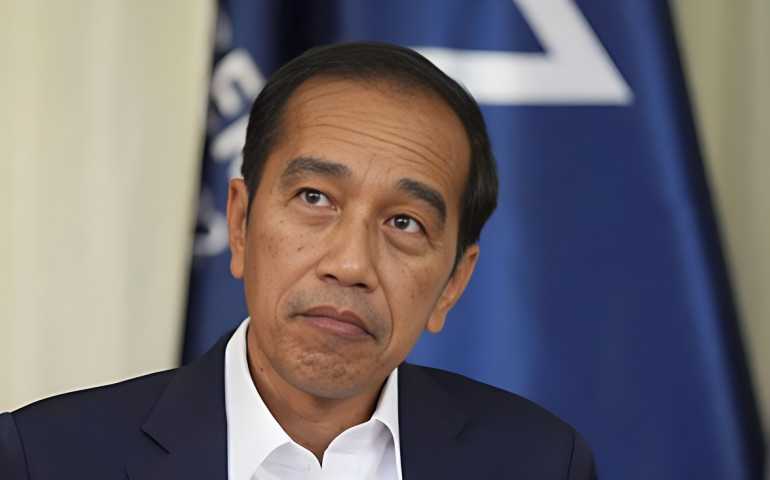 "Pemimpin Berambut Putih", Kode Dukungan Jokowi Terhadap Ganjar Pranowo?