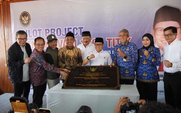 Menko Muhaimin Iskandar Resmikan Pilot Project dan Aktivasi 1001 Titik Program Kawasan Pemberdayaan Masyarakat