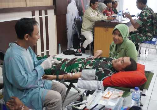 Peringati HUT TNI ke 80 Kodim 0715 Kendal Gelar Donor Darah