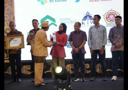 Penghargaan Jawa Pos Radar Semarang, Irwan Hidayat: Promosi Pariwisata adalah Investasi Sosial untuk Kemakmuran Bangsa