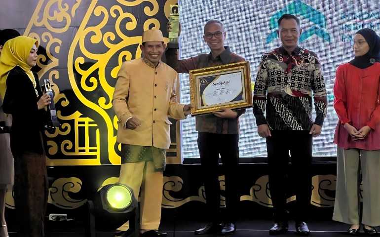 Bank Jateng Raih Penghargaan Lembaga Perbankan Pemberdaya Pembangunan Daerah