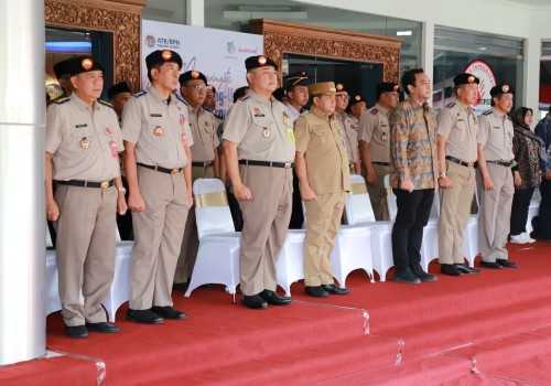 PLN Terima 2 Sertifikat Aset Tanah Jalur SUTET 500 kV Ungaran–Ampel pada Hari Agraria dan Tata Ruang ke-65