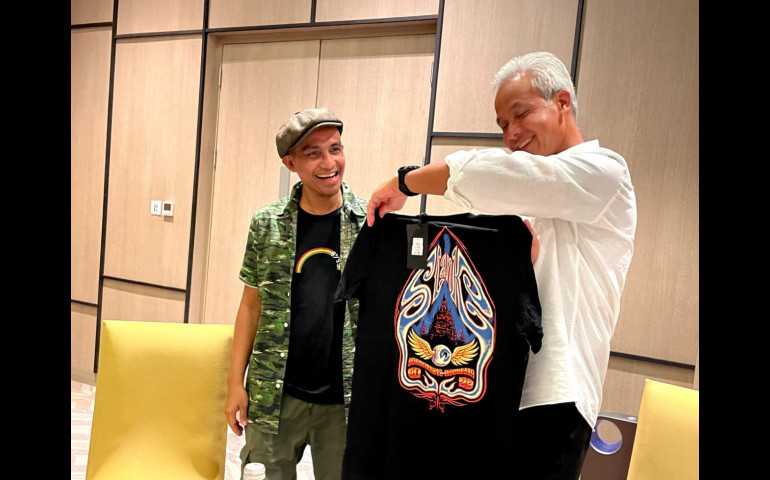 Ultah ke 39, Slank Undang Ganjar Di Konser Smile Indonesia