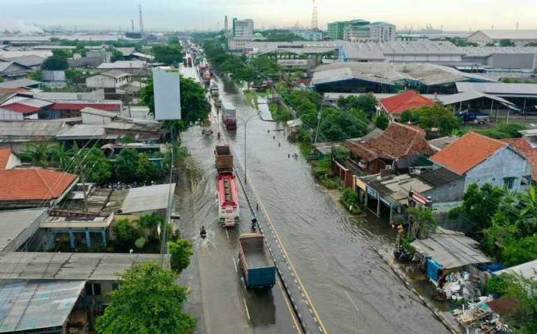 Pertamina Pastikan Stok BBM dan LPG Aman di Tengah Banjir Rob Semarang-Demak