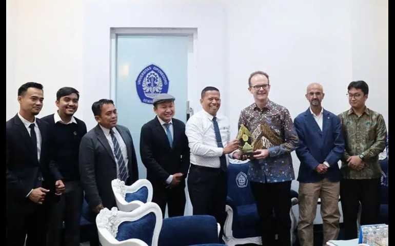 Dubes Inggris Jajaki Kemitraan dengan UNDIP, Kembangkan Ilmu Pengetahuan dan Teknologi Modern