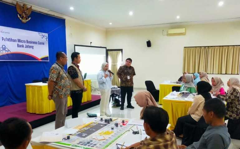Bank Jateng Batang Dorong Profesionalisme UMKM Melalui Pelatihan Micro Business Game