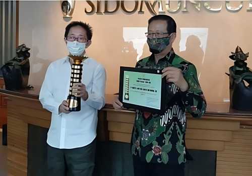 Sido Muncul Raih Penghargaan Hijau Level 5 Kemenperin