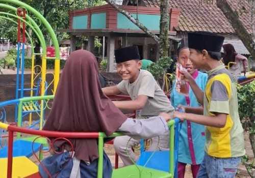 Hilangkan Ketergantungan Gadget, CGM Playground Ajak Anak Kembali Bermain di Alam Terbuka