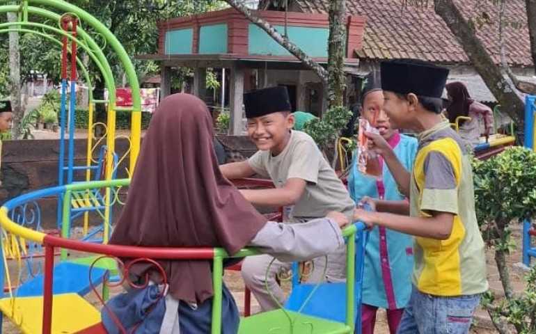 Hilangkan Ketergantungan Gadget, CGM Playground Ajak Anak Kembali Bermain di Alam Terbuka