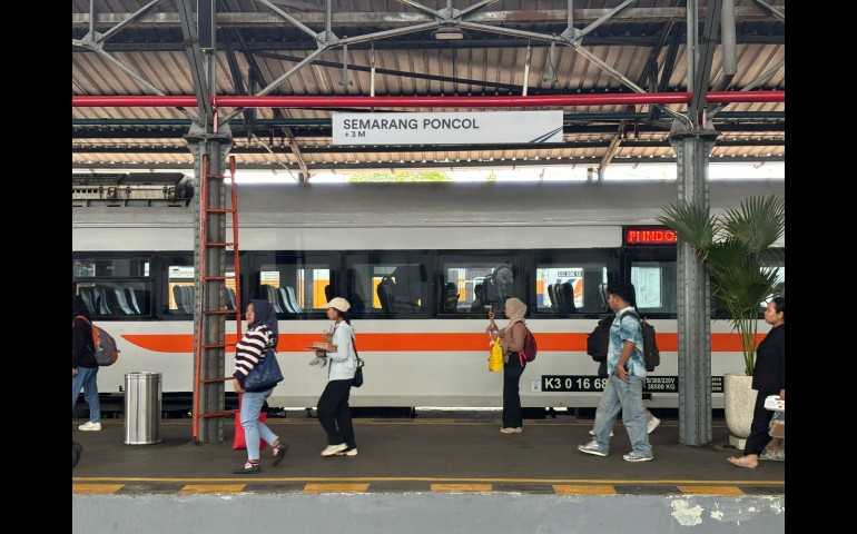 KA di Wilayah Daop 4 Semarang Berangkat Tepat Waktu, Perjalanan KA Telah Normal Pasca Gangguan di Kedunggedeh