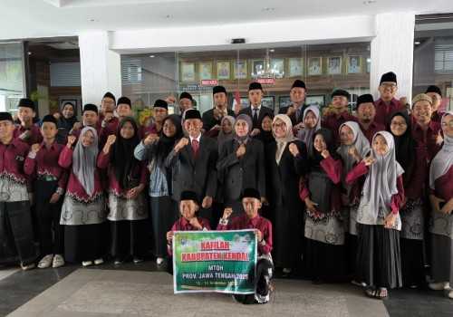 Bupati Kendal Lepas 25 Kafilah MTQH Menuju Ajang Tingkat Provinsi 2025