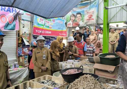 Bupati Kendal Tinjau Pembangunan Pasar Boja, Pastikan Proyek Sesuai Target